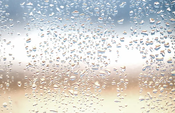 ฝนตกบนหน้าต่าง — ภาพถ่ายสต็อก