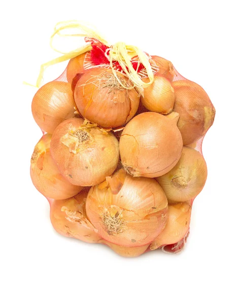 Stos cebuli na biały — Zdjęcie stockowe