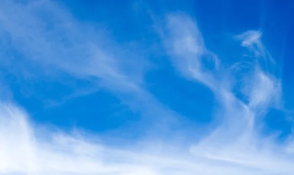 Nuvole di cirri in cielo — Foto Stock