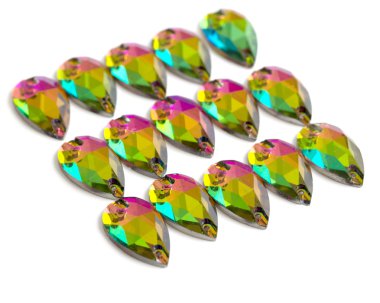 Renkli kristal kolye