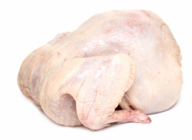 beyaz zemin üzerine çiğ tavuk