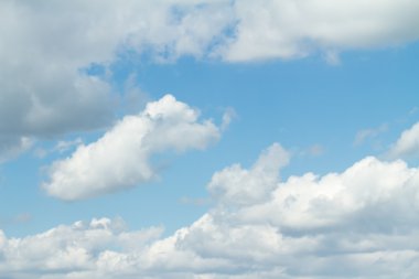 Mavi Gökyüzü Bulutları