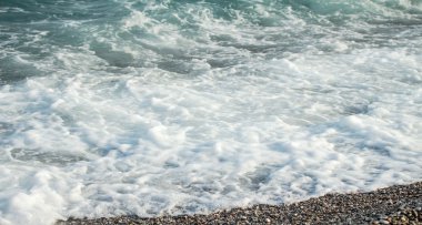 Deniz dalga köpüğü