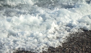 Deniz dalga köpüğü