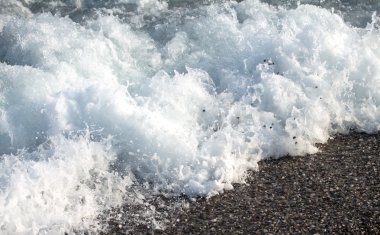 Deniz dalga köpüğü