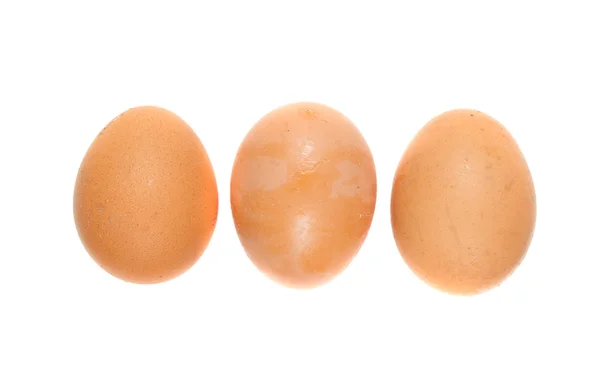 Brązowe jaja na białym tle — Zdjęcie stockowe