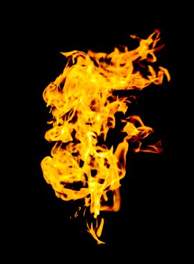 alevler siyah arkaplanda