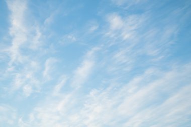 Mavi Gökyüzü Bulutları