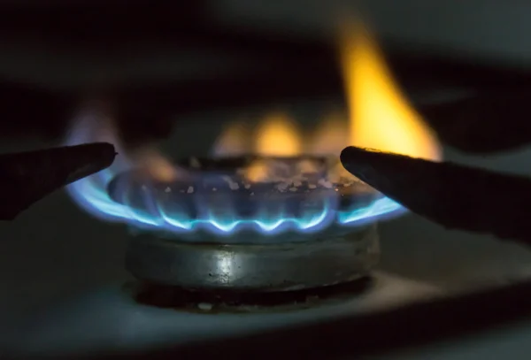 Gas burner on stove. Selective focus. — Stock Photo, Image