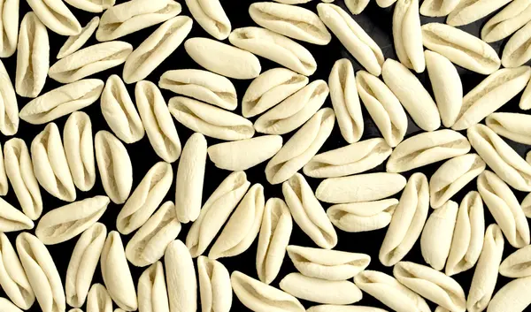 Pasta made with white flour — Stock Photo, Image