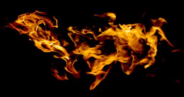 Bir siyah alevler ateş