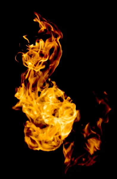 Bir siyah alevler ateş — Stok fotoğraf