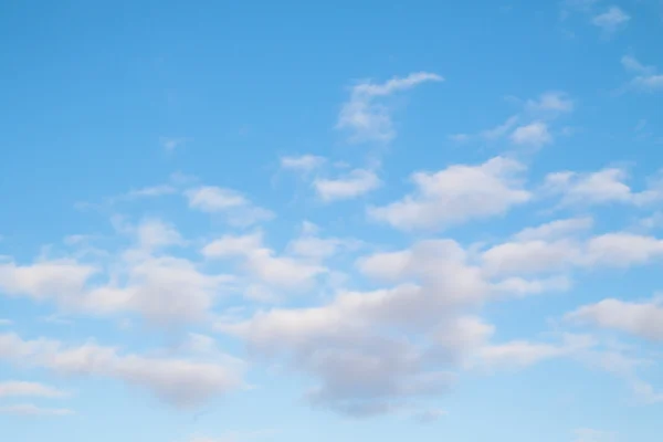 青い空の雲 — ストック写真