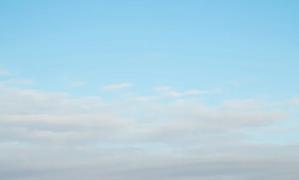 青い空の雲 — ストック写真