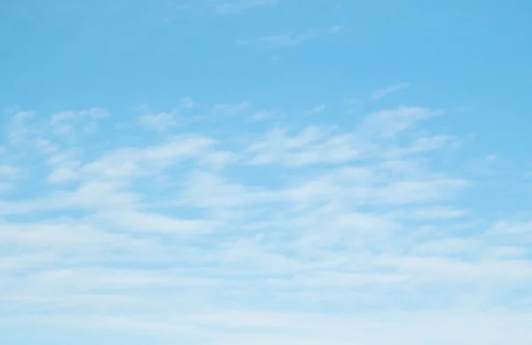 Błękitne niebo chmury — Zdjęcie stockowe