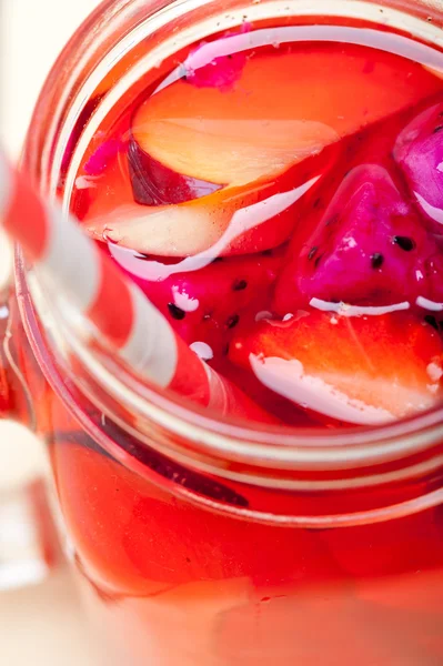 Băutură pumn fructe proaspete — Fotografie, imagine de stoc