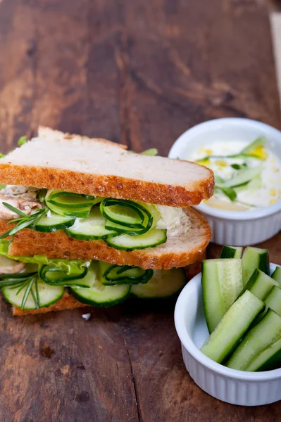 Fresh vegetarian sandwich with garlic cheese dip salad — Stock Photo, Image