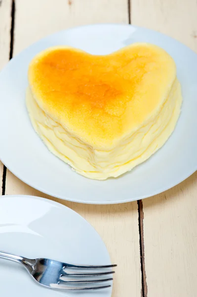 Torta di formaggio al cuore — Foto Stock