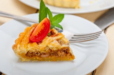 ev yapımı sığır eti pasta