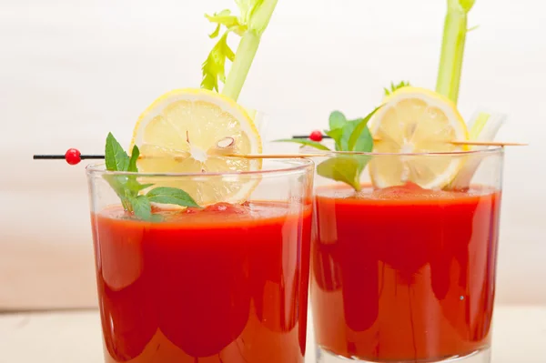 Färsk tomatjuice — Stockfoto