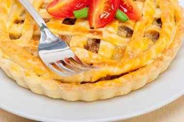 ev yapımı sığır eti pasta