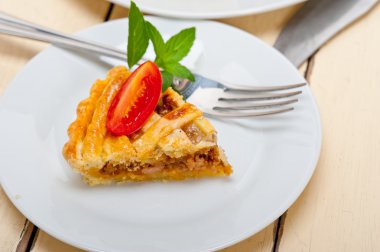 ev yapımı sığır eti pasta