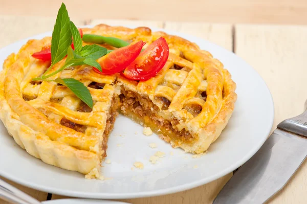 ev yapımı sığır eti pasta