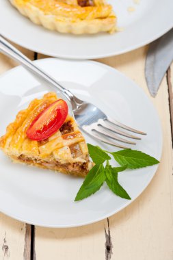 ev yapımı sığır eti pasta