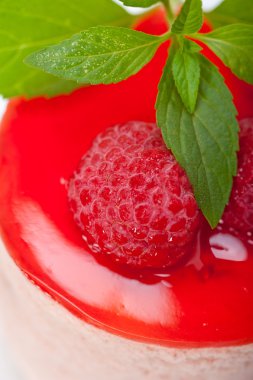 taze ahududu cake Mus tatlı