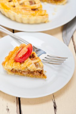 ev yapımı sığır eti pasta