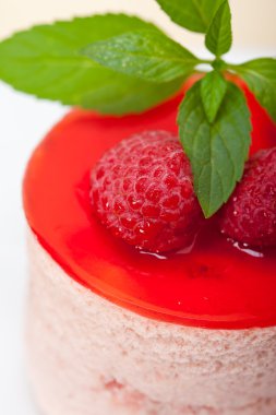 taze ahududu cake Mus tatlı