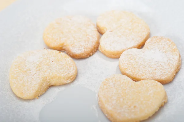 Galletas de San Valentín en forma de corazón shortbread —  Fotos de Stock