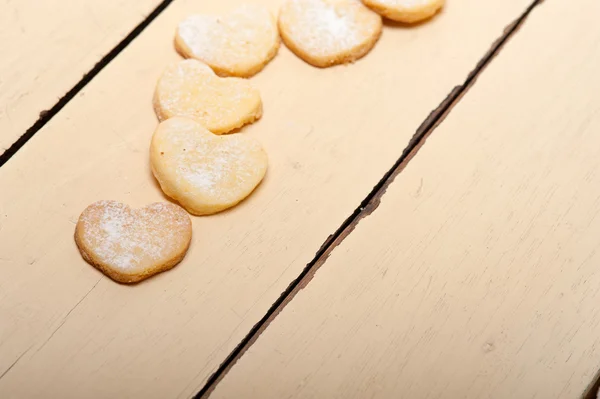 Galletas de San Valentín en forma de corazón shortbread —  Fotos de Stock