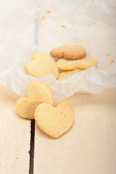 Biscoitos em forma de coração shortbread valentine — Fotografia de Stock