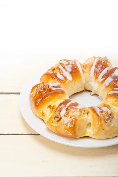 Sweet bread donut cake — Stock Photo, Image