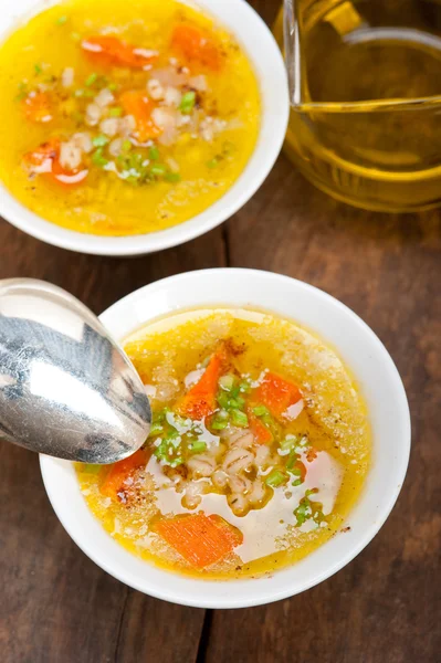 Sopa de caldo de cebada siria al estilo Alepo — Foto de Stock