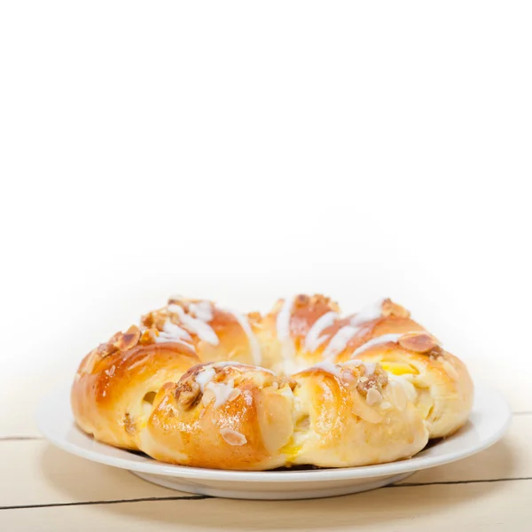 Édes kenyér fánk torta — Stock Fotó