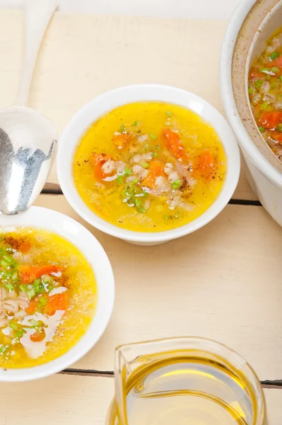 Sopa de caldo de cevada síria estilo Aleppo — Fotografia de Stock