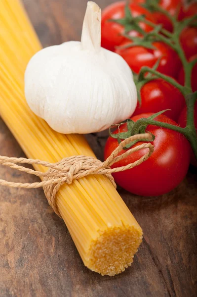 Ingredientes básicos de massa italianos — Fotografia de Stock