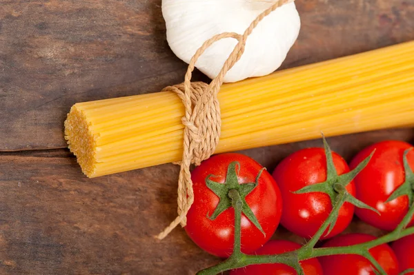 İtalyan temel pasta malzemeler — Stok fotoğraf
