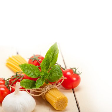 İtalyan temel pasta malzemeler