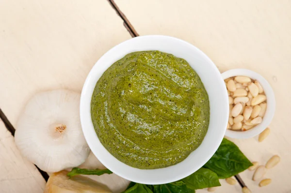 Pesto al basilico italiano ingredienti — Foto Stock