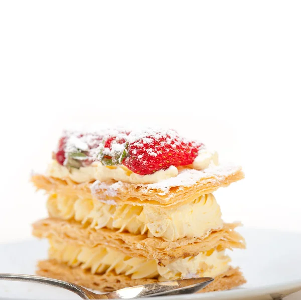 Десерт из клубники Наполеона — стоковое фото