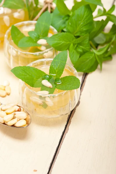 Arab traditional mint and pine nuts tea — Stock Photo, Image