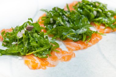 taze somon carpaccio
