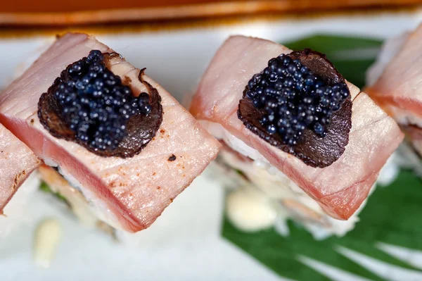 Čerstvé sushi volba kombinace sortimentu — Stock fotografie