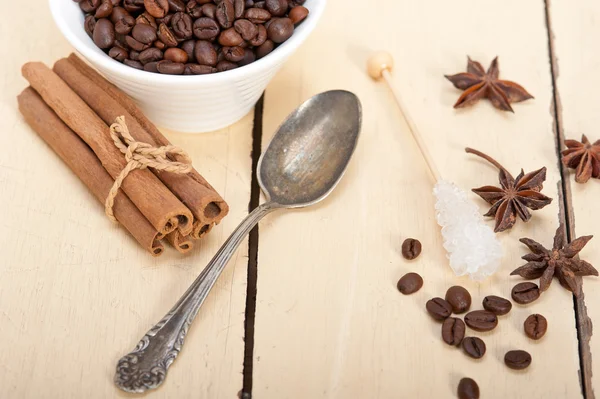 şeker ve baharat ile kahve espresso