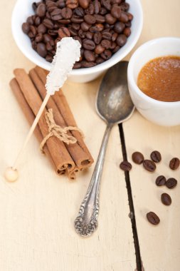 şeker ve baharat ile kahve espresso