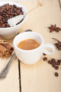 şeker ve baharat ile kahve espresso