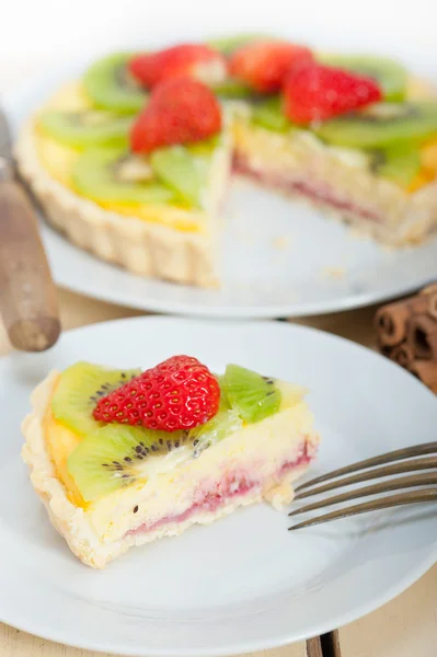 Kiwi y tarta de fresa — Foto de Stock